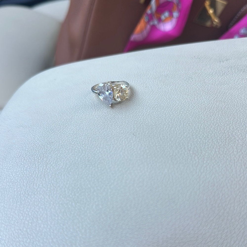 Elegant Silver and Gold Women's Ring